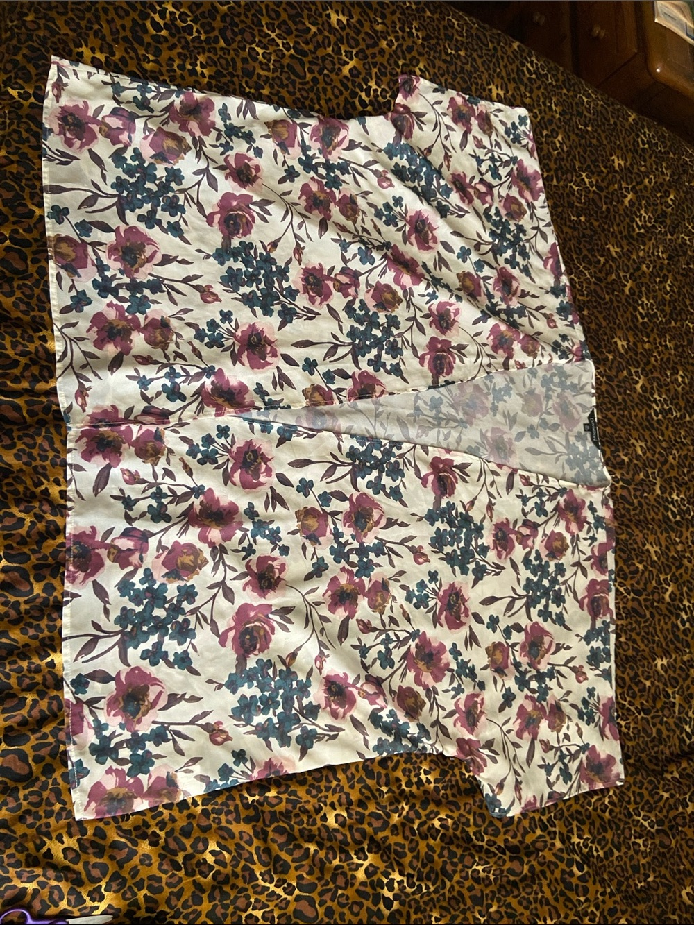 DAVI & DANI White Floral Kimono with Pink and Teal Flowers